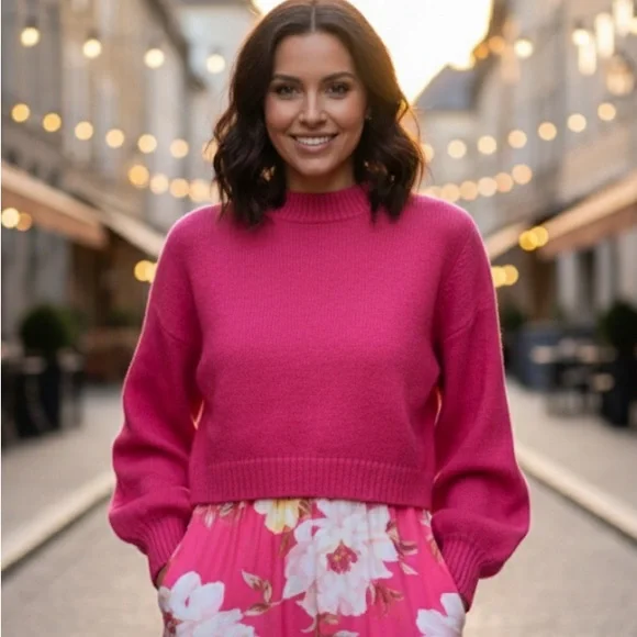 SOLD Garage Vibrant Pink Crew Neck Sweater - Picture 1 of 5